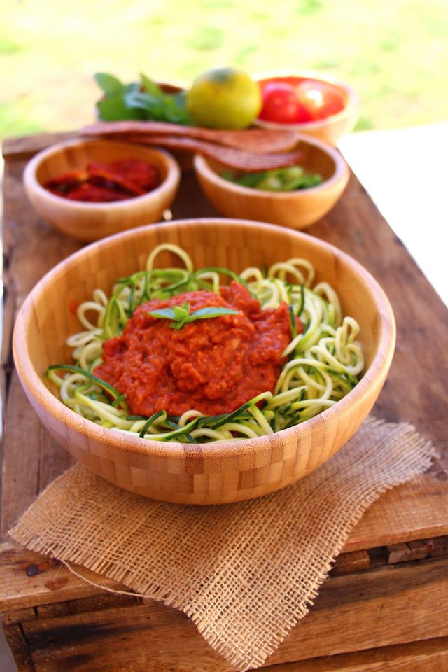 salade de courgettes façon spaghetti marinara