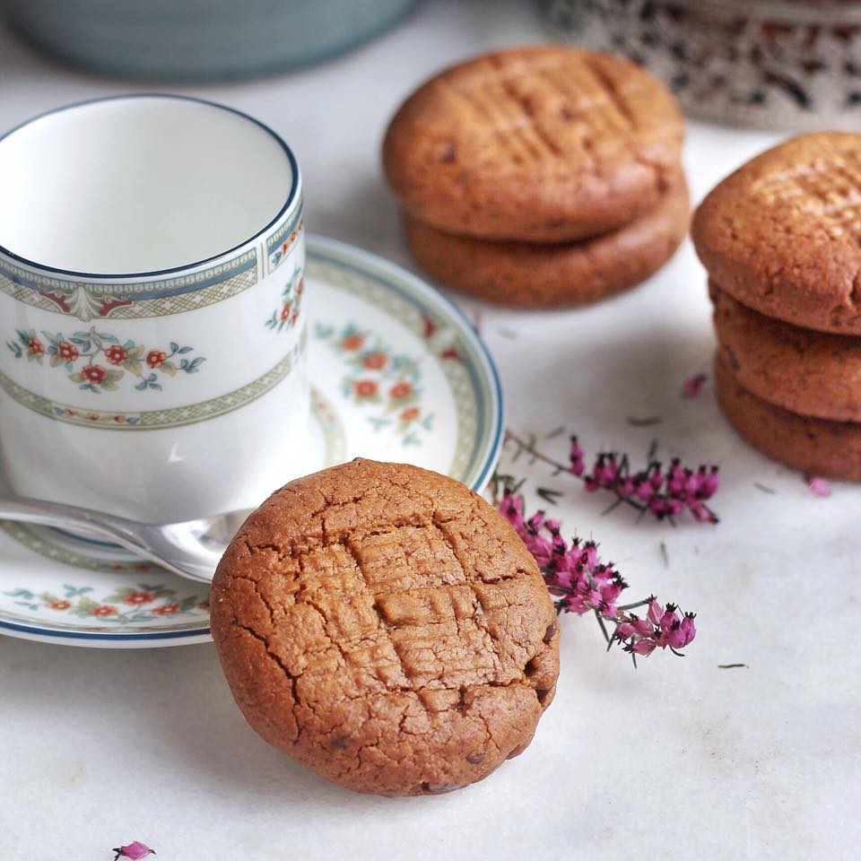 Cookies sans sucre au beurre de cacahuète - Youmiam